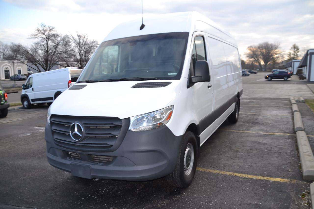 Mercedes-Benz Sprinter 2500 170-in. WB 2023