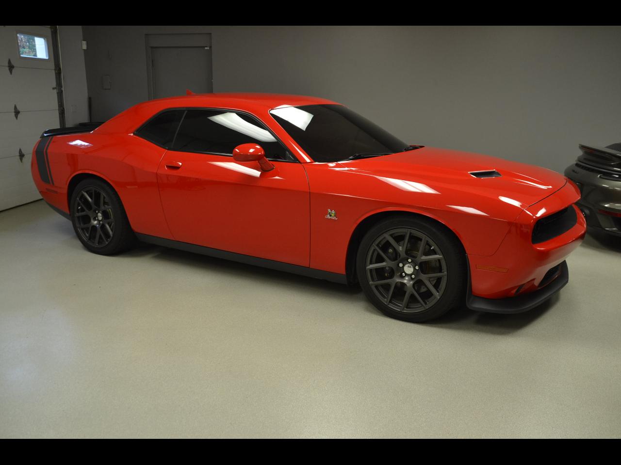 2016 Dodge Challenger Scat Pack's photo