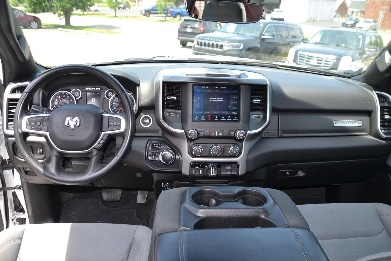 RAM 1500 Big Horn Quad Cab 4WD 2021