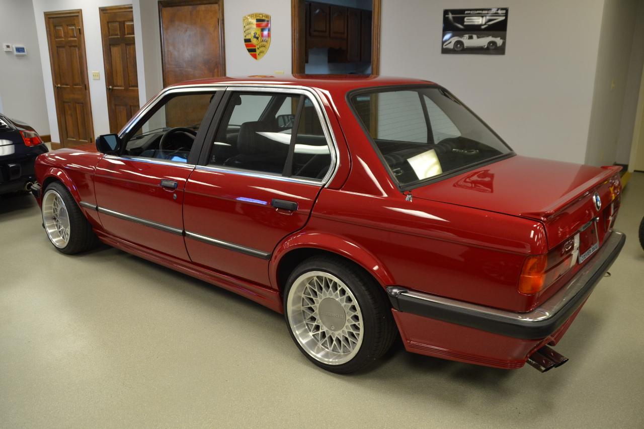 BMW 320i  1985
