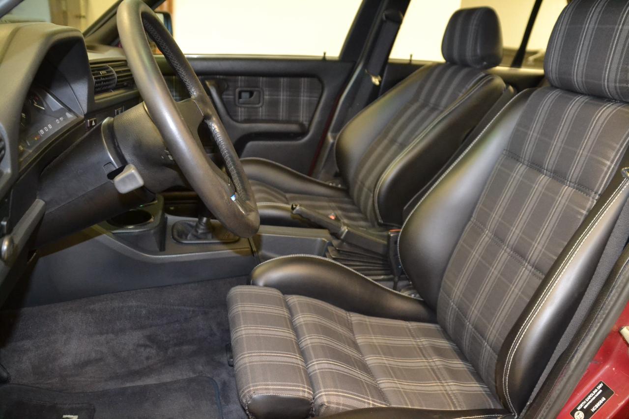 BMW 320i  1985