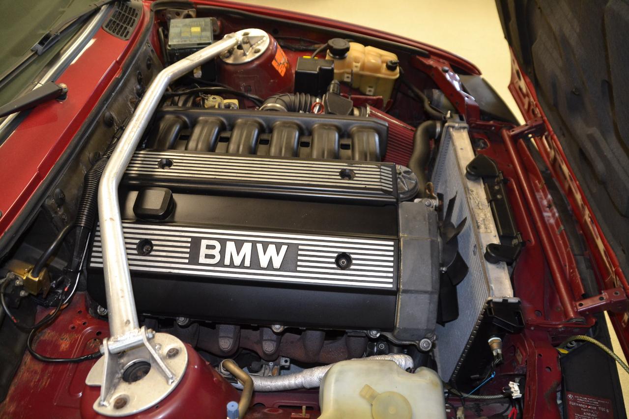 BMW 320i  1985