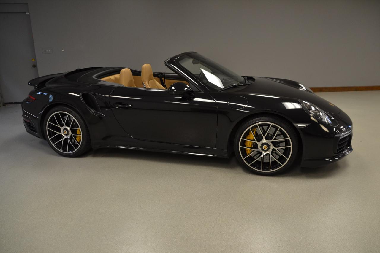 Porsche 911 Turbo S Cabriolet 2019