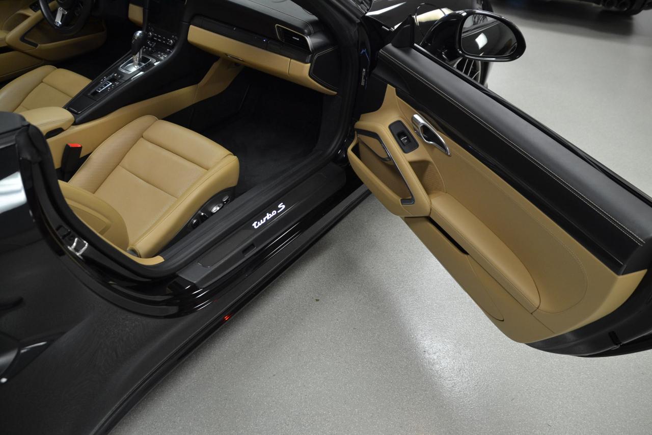 Porsche 911 Turbo S Cabriolet 2019