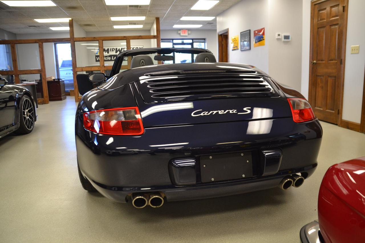 Porsche 911 Carrera S Cabriolet 2008