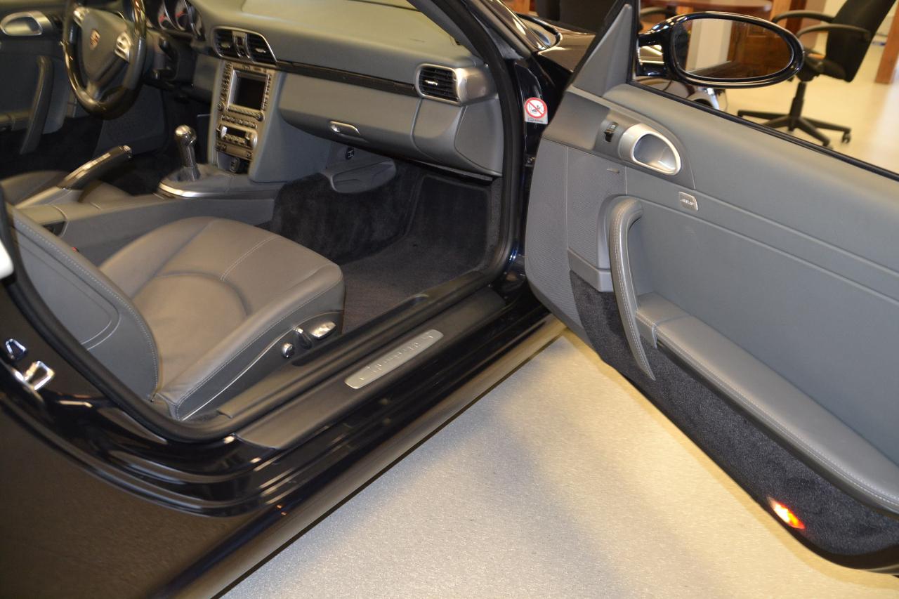 Porsche 911 Carrera S Cabriolet 2008