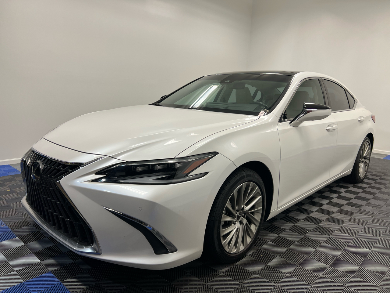 Lexus ES ES 350 Ultra Luxury FWD 2022