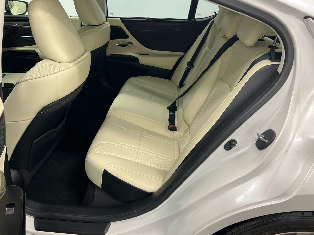 Lexus ES ES 350 Ultra Luxury FWD 2022