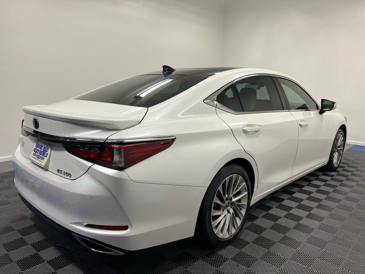 Lexus ES ES 350 Ultra Luxury FWD 2022