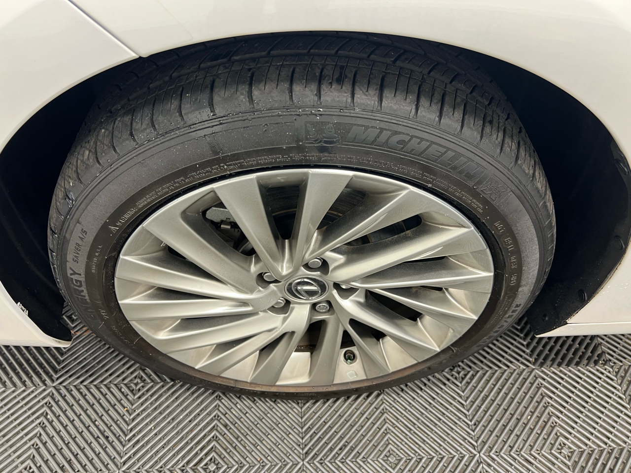 Lexus ES ES 350 Ultra Luxury FWD 2022