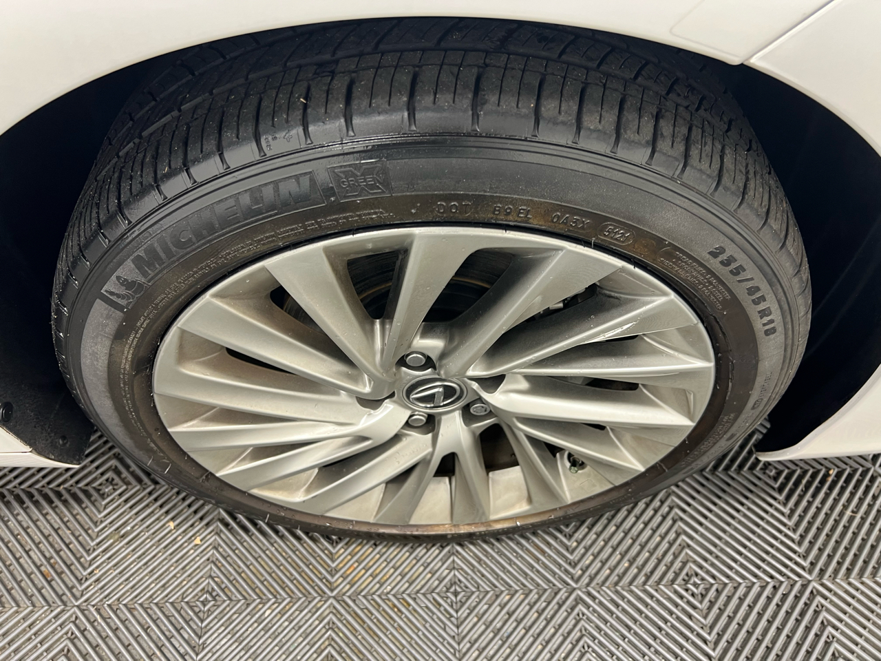 Lexus ES ES 350 Ultra Luxury FWD 2022