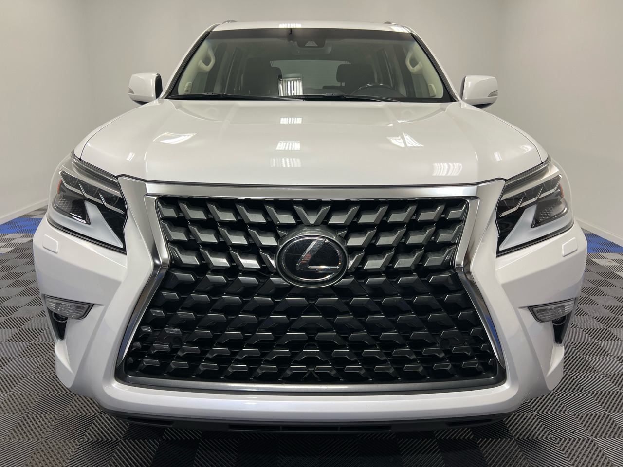 2020 Lexus GX 460 Premium photo 2