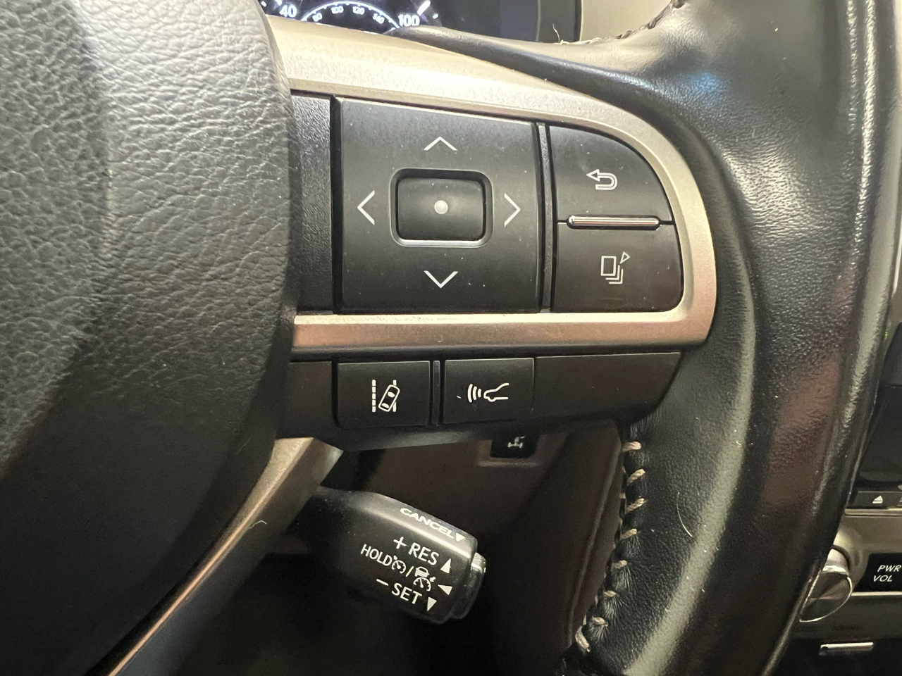 2020 Lexus GX 460 Premium photo 24