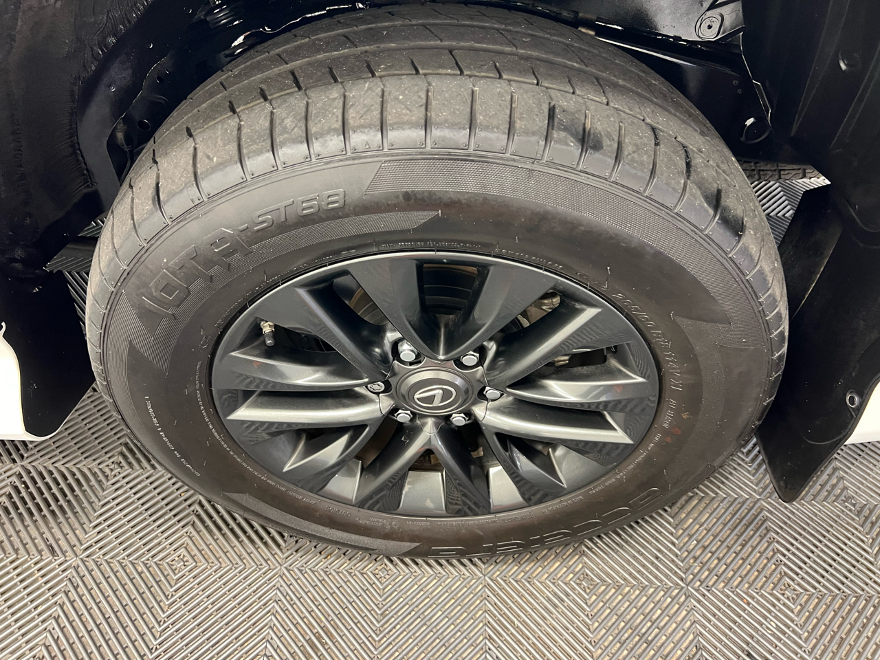 2020 Lexus GX 460 Premium photo 35