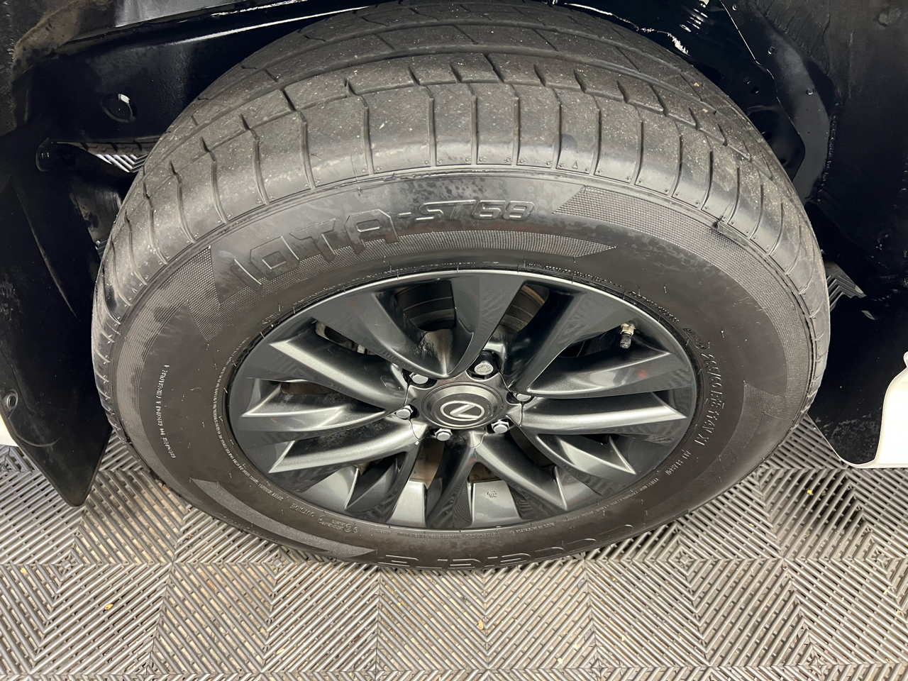 2020 Lexus GX 460 Premium photo 36