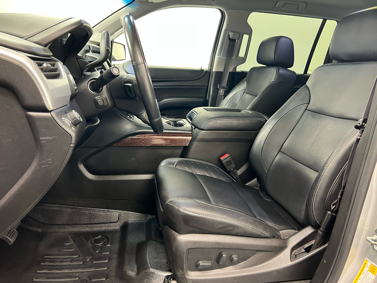2017 Gmc Yukon XL SLT photo 4