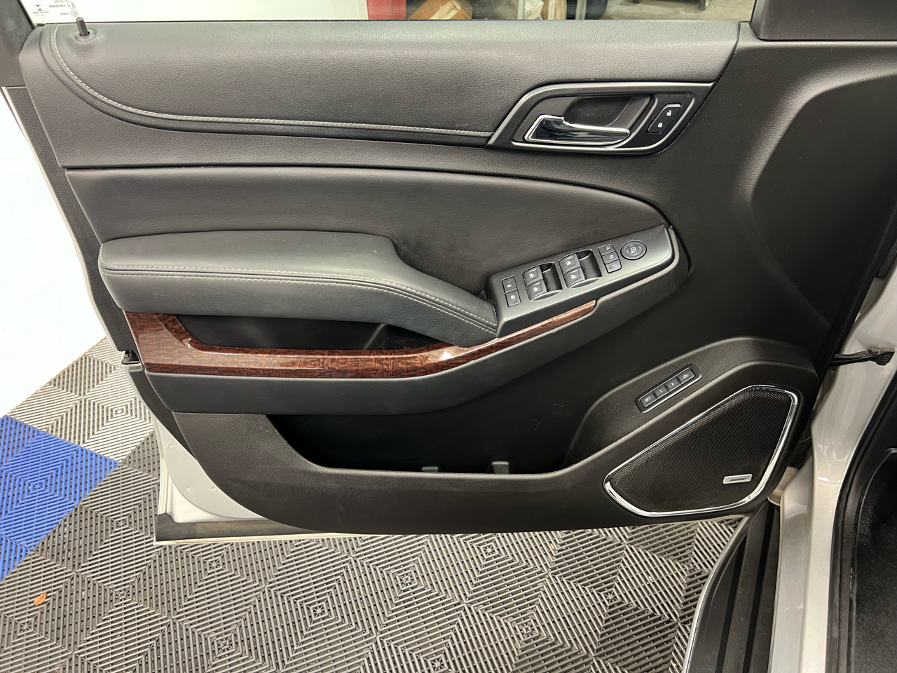 2017 Gmc Yukon XL SLT photo 5