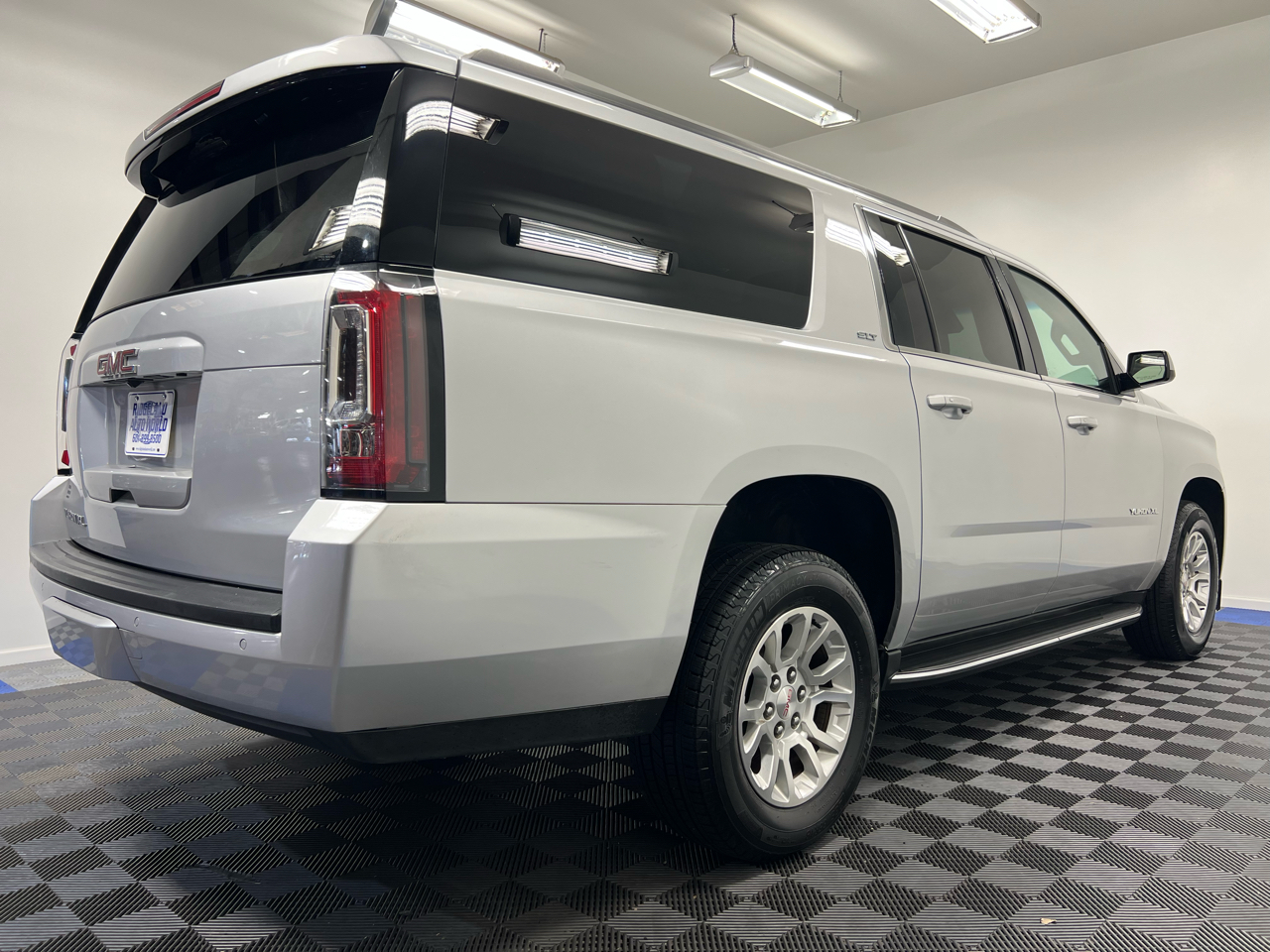 2017 Gmc Yukon XL SLT photo 13