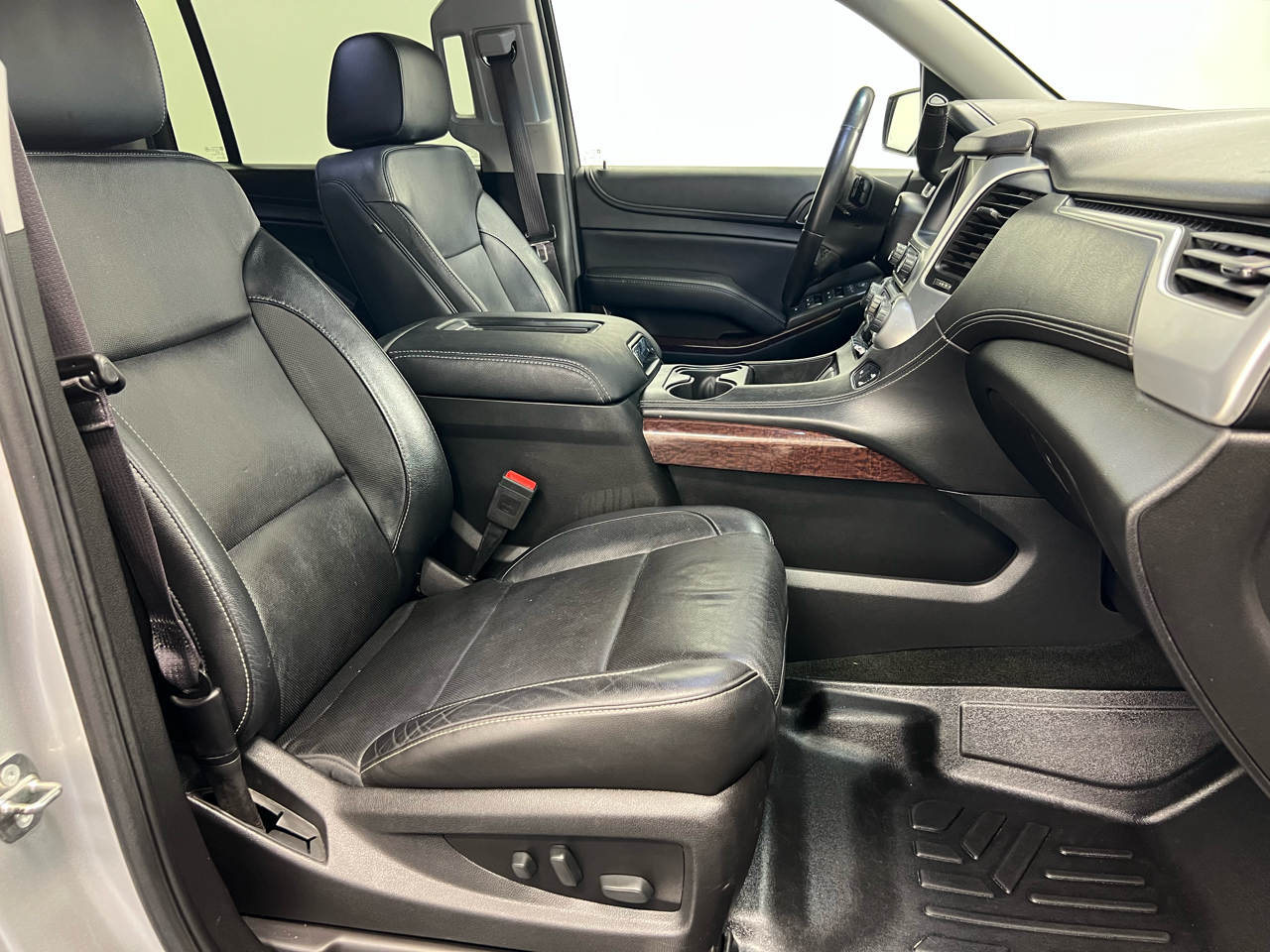2017 Gmc Yukon XL SLT photo 14