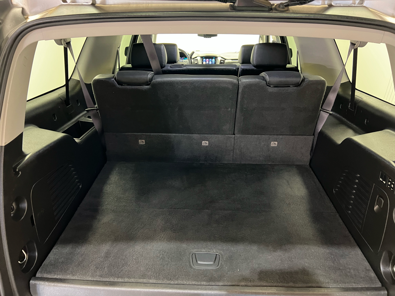 2017 Gmc Yukon XL SLT photo 28