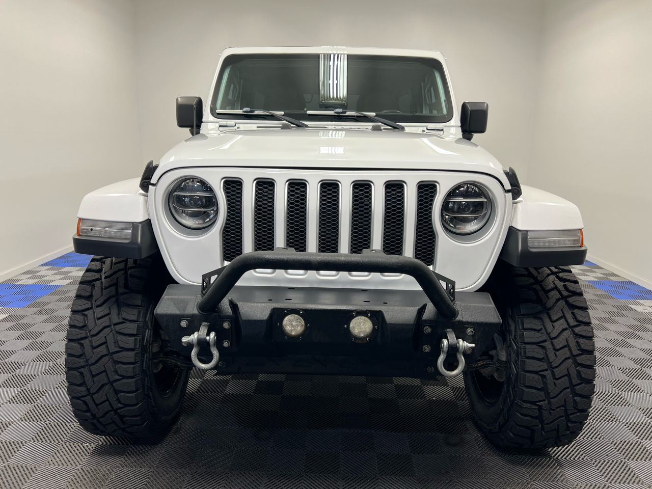 2021 Jeep Wrangler Unlimited Sahara photo 2