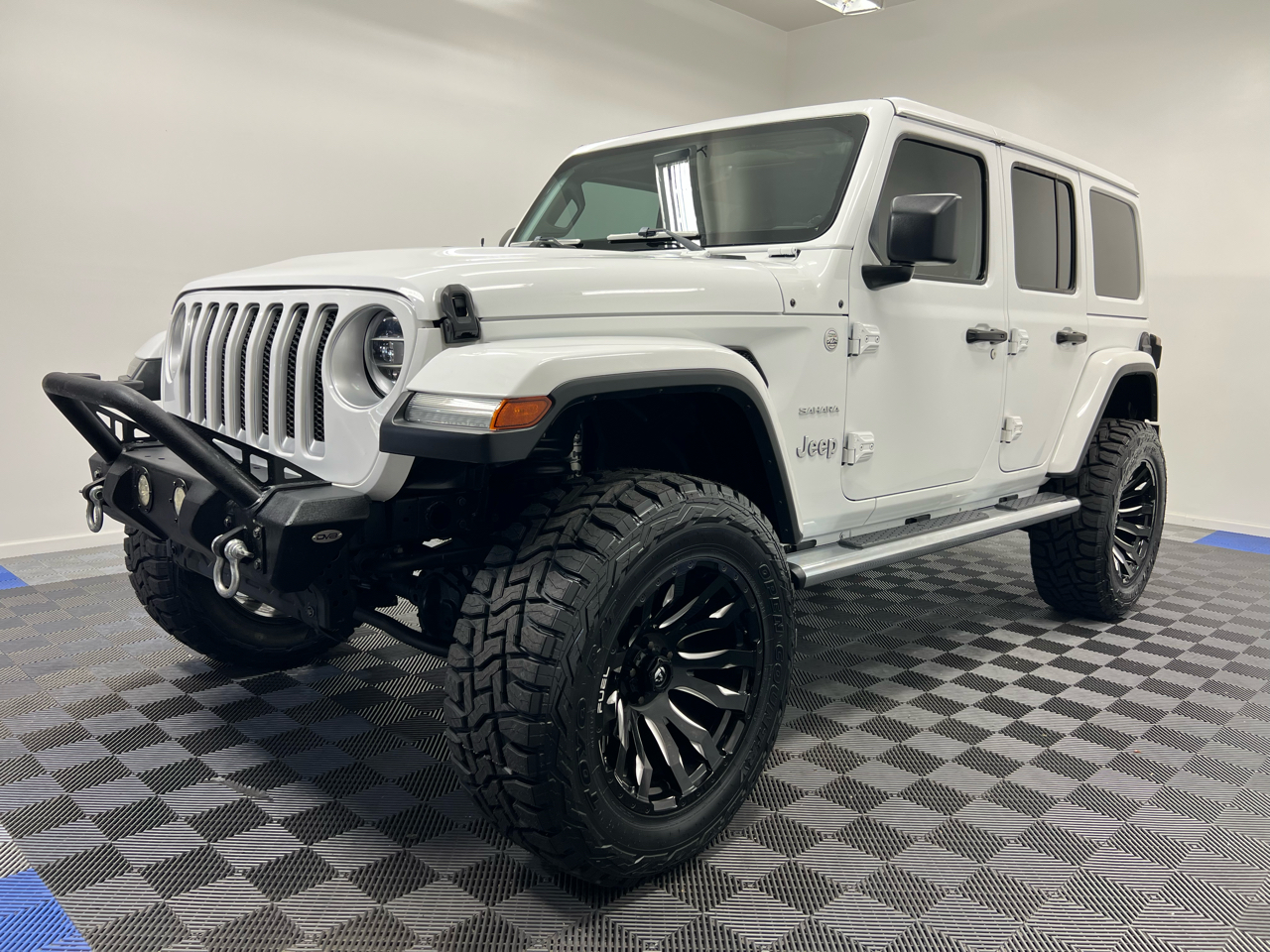 2021 Jeep Wrangler Unlimited Sahara photo 3