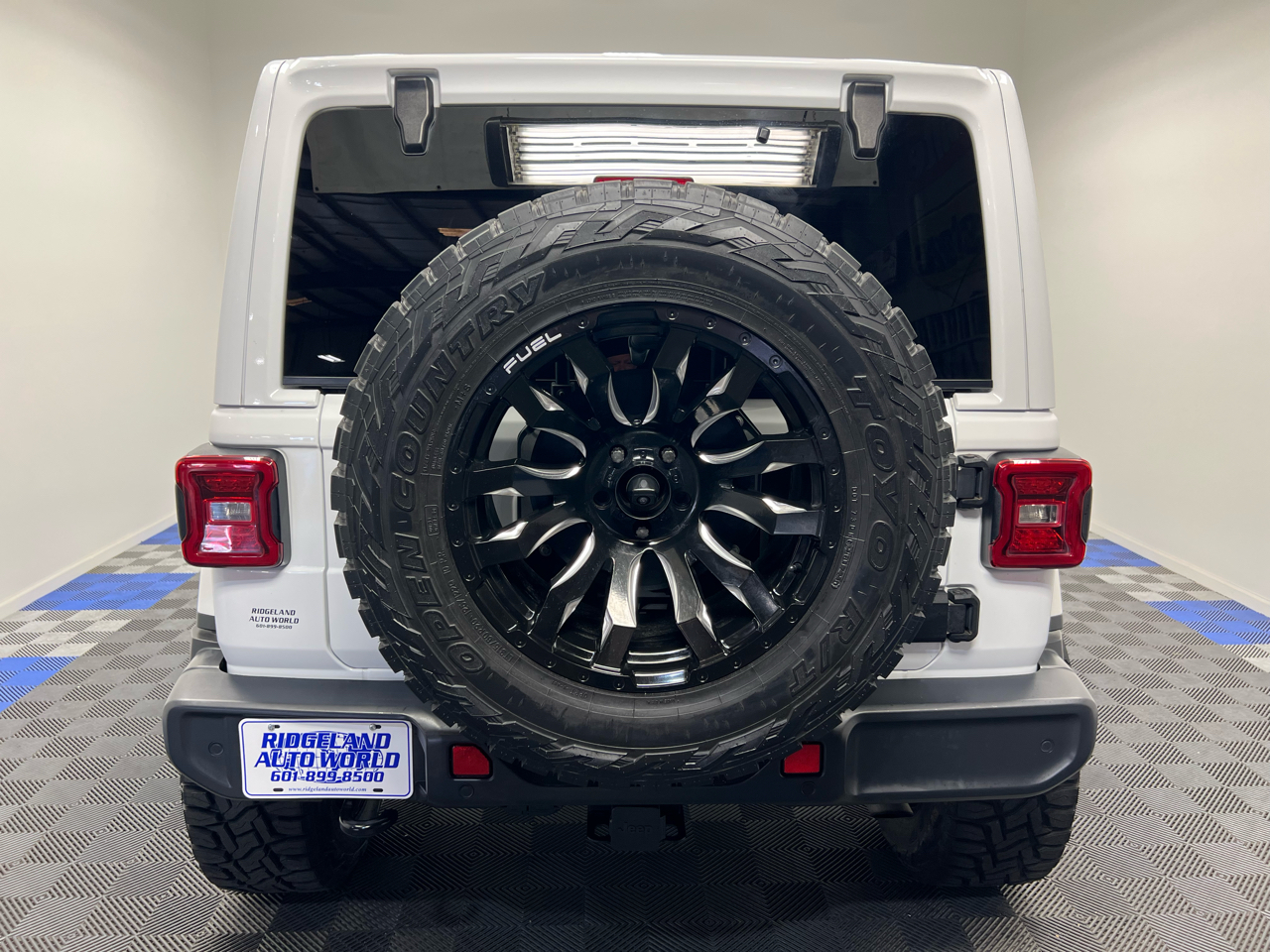 2021 Jeep Wrangler Unlimited Sahara photo 10