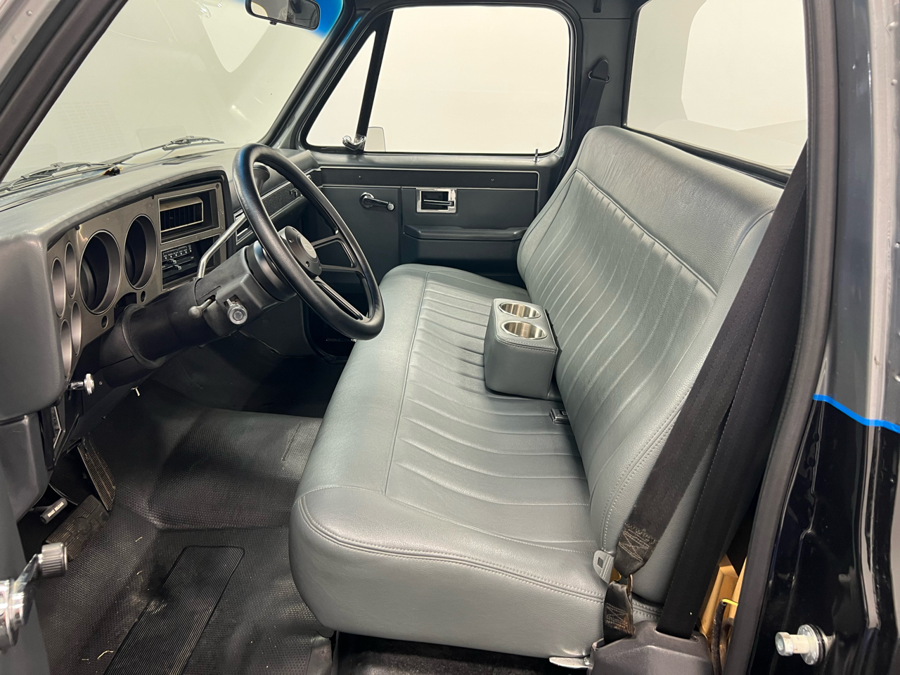 1986 Chevrolet C/K Pickup photo 4