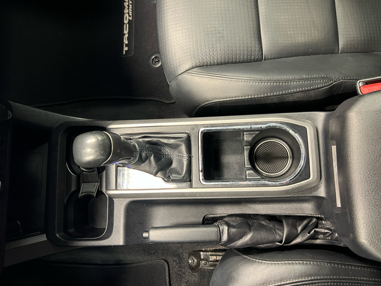 Toyota Tacoma Limited Double Cab 5' Bed V6 4x4 AT (Natl) 2018 Toyota Tacoma Limited Double Cab 5' Bed V6 4x4 AT (Natl) 2018