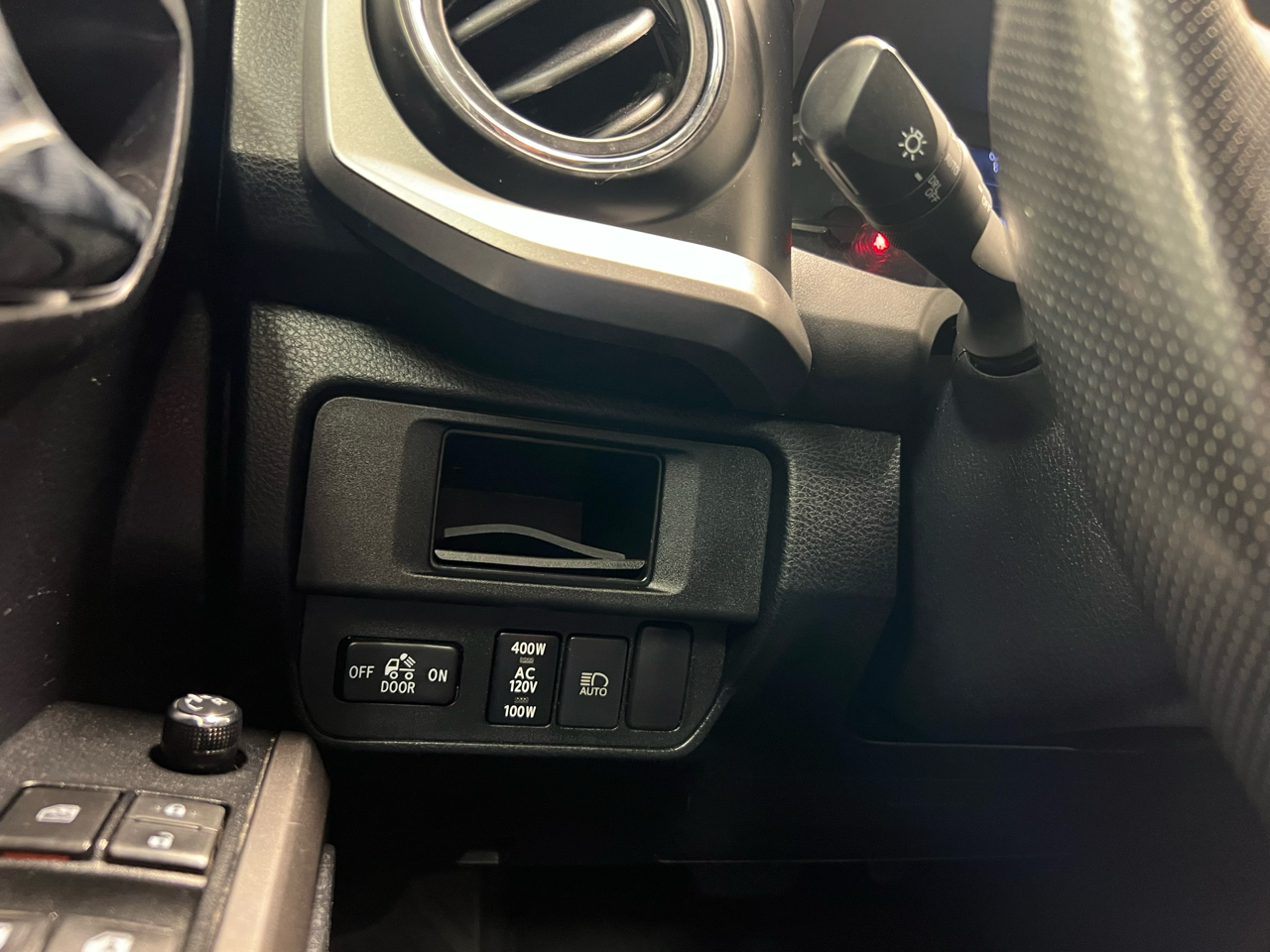 Toyota Tacoma Limited Double Cab 5' Bed V6 4x4 AT (Natl) 2018 Toyota Tacoma Limited Double Cab 5' Bed V6 4x4 AT (Natl) 2018