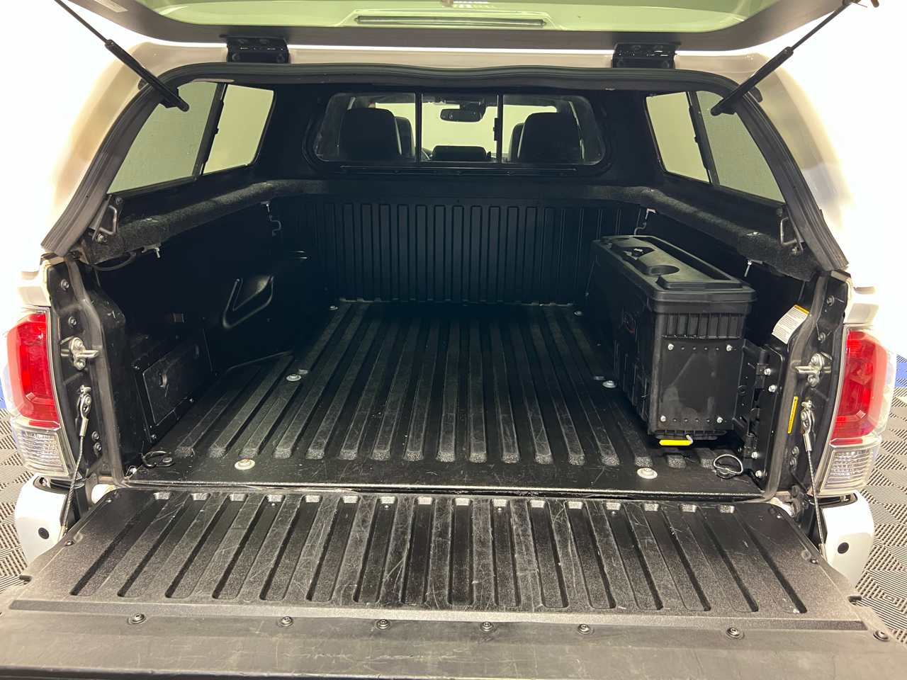 Toyota Tacoma Limited Double Cab 5' Bed V6 4x4 AT (Natl) 2018 Toyota Tacoma Limited Double Cab 5' Bed V6 4x4 AT (Natl) 2018