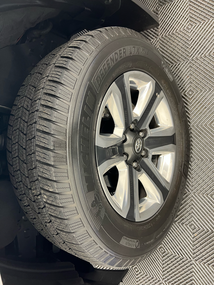 Toyota Tacoma Limited Double Cab 5' Bed V6 4x4 AT (Natl) 2018 Toyota Tacoma Limited Double Cab 5' Bed V6 4x4 AT (Natl) 2018