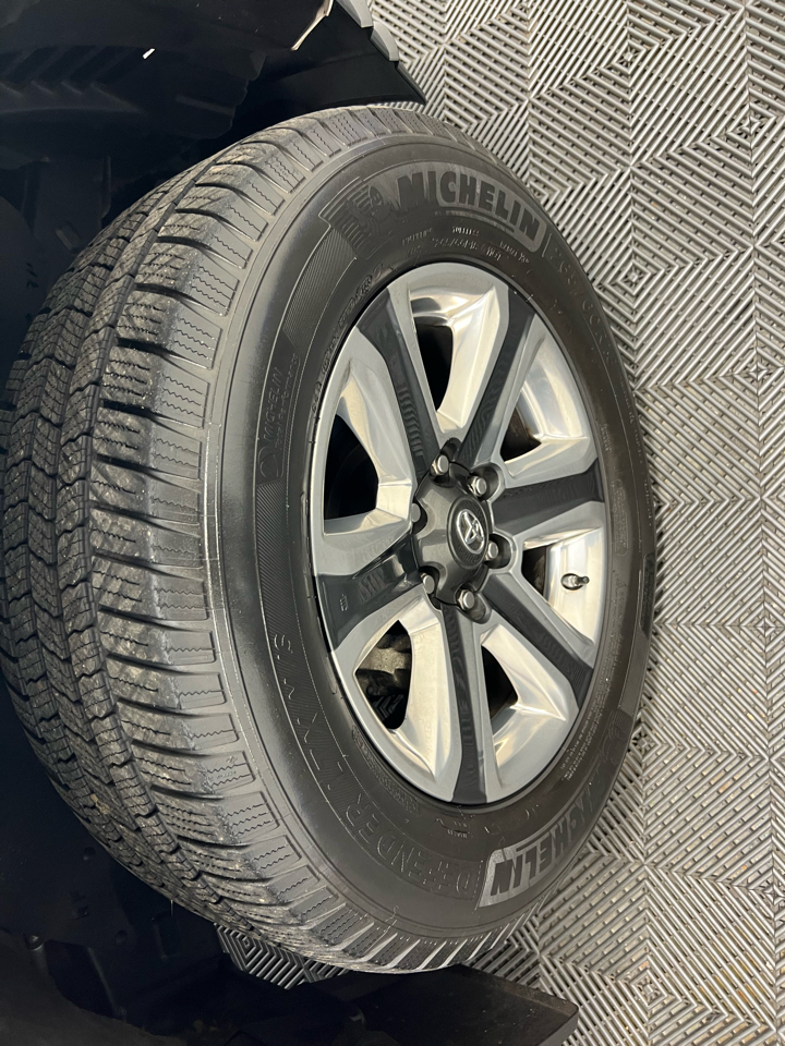 Toyota Tacoma Limited Double Cab 5' Bed V6 4x4 AT (Natl) 2018 Toyota Tacoma Limited Double Cab 5' Bed V6 4x4 AT (Natl) 2018