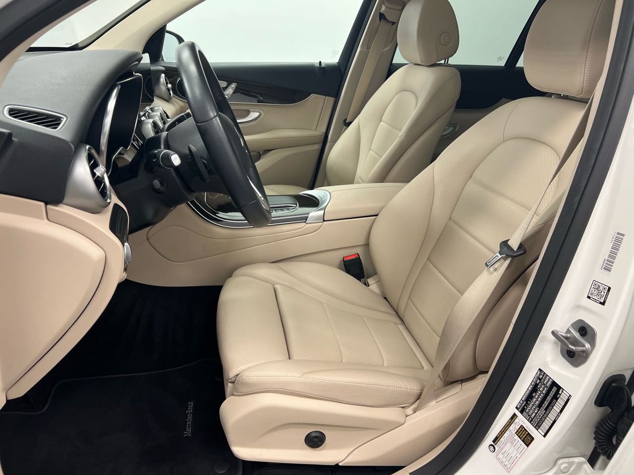 Mercedes-Benz GLC GLC 300 SUV 2021 Mercedes-Benz GLC GLC 300 SUV 2021