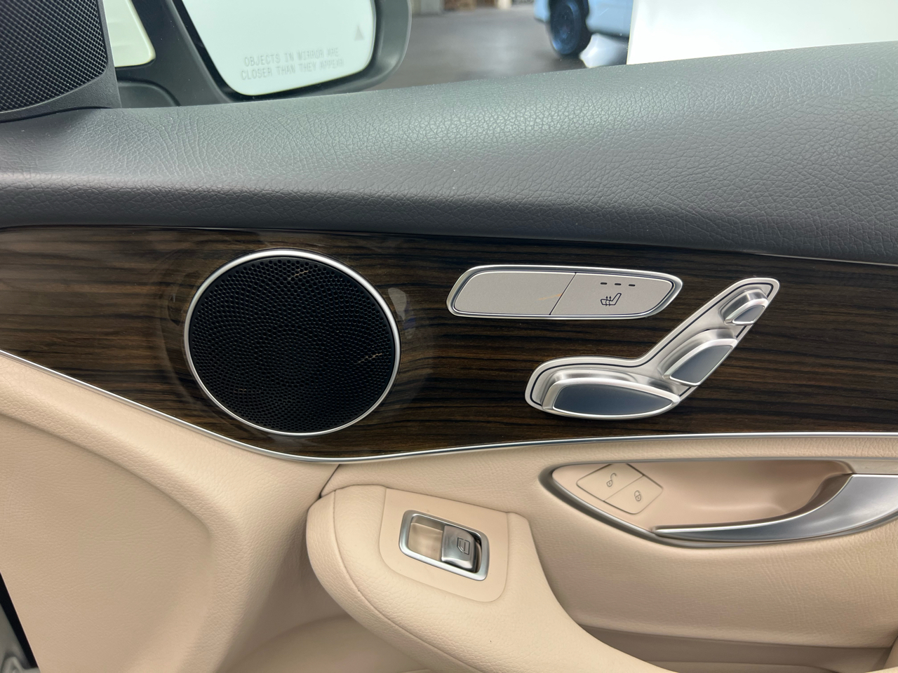 Mercedes-Benz GLC GLC 300 SUV 2021 Mercedes-Benz GLC GLC 300 SUV 2021