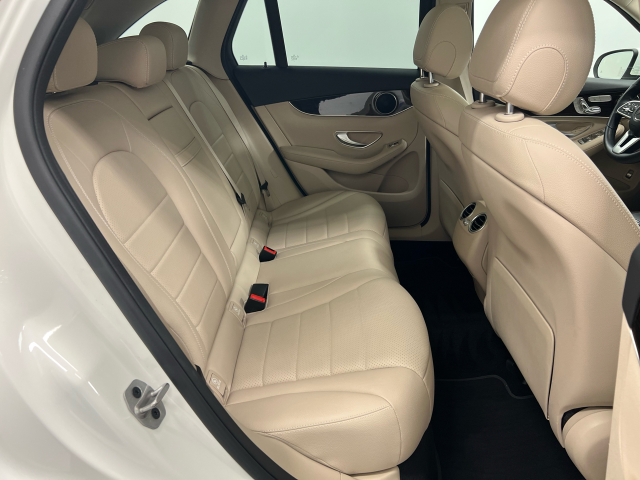 Mercedes-Benz GLC GLC 300 SUV 2021 Mercedes-Benz GLC GLC 300 SUV 2021