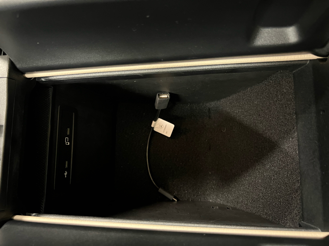 Mercedes-Benz GLC GLC 300 SUV 2021 Mercedes-Benz GLC GLC 300 SUV 2021