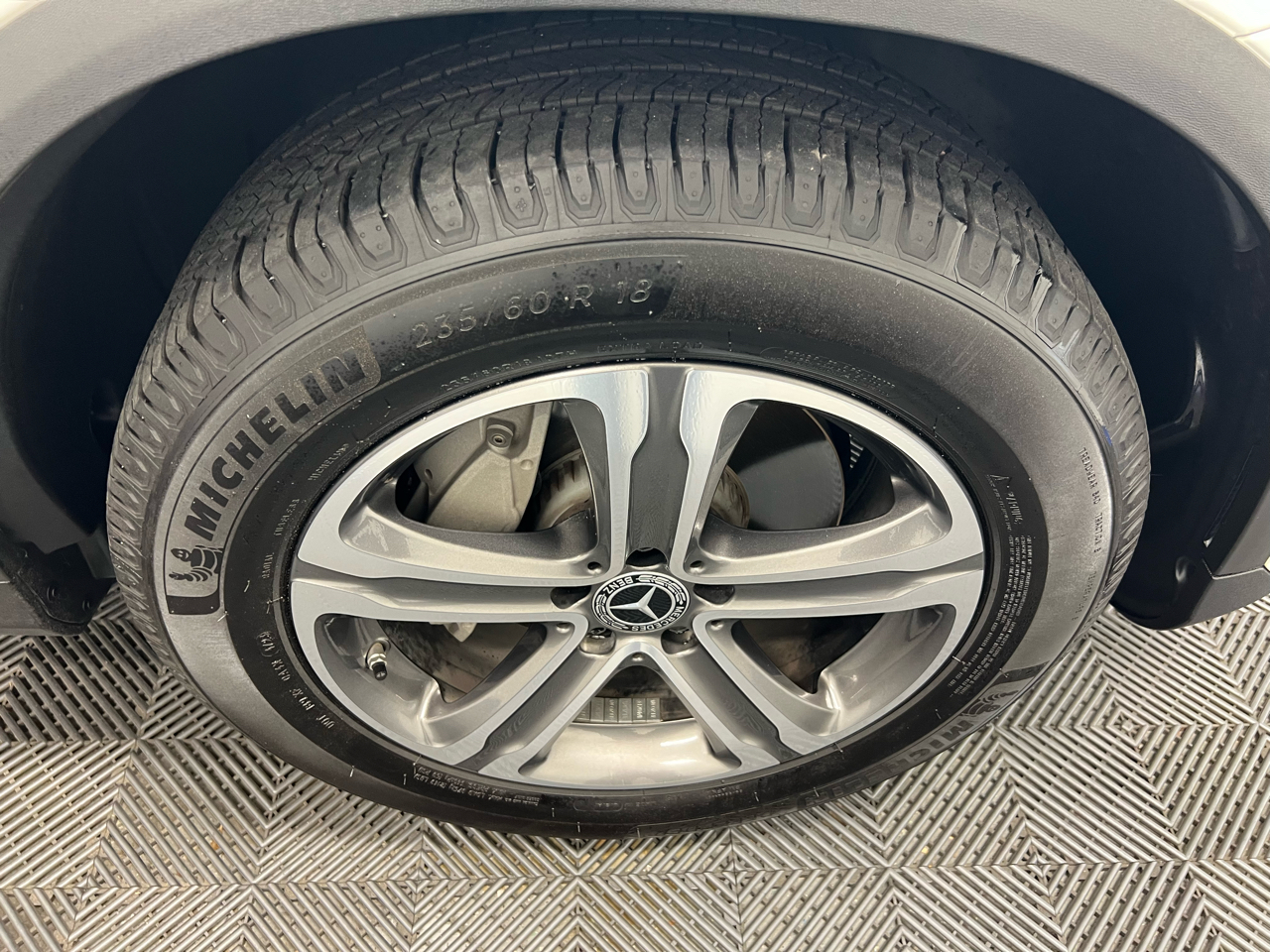 Mercedes-Benz GLC GLC 300 SUV 2021 Mercedes-Benz GLC GLC 300 SUV 2021