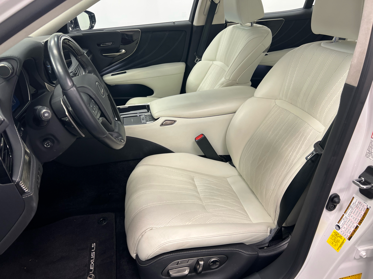 Lexus LS LS 500 RWD 2022 Lexus LS LS 500 RWD 2022