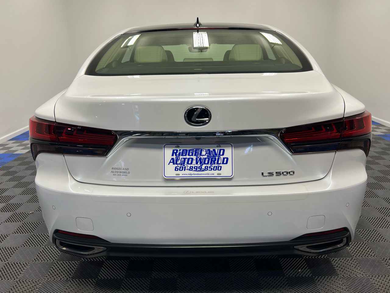 Lexus LS LS 500 RWD 2022 Lexus LS LS 500 RWD 2022