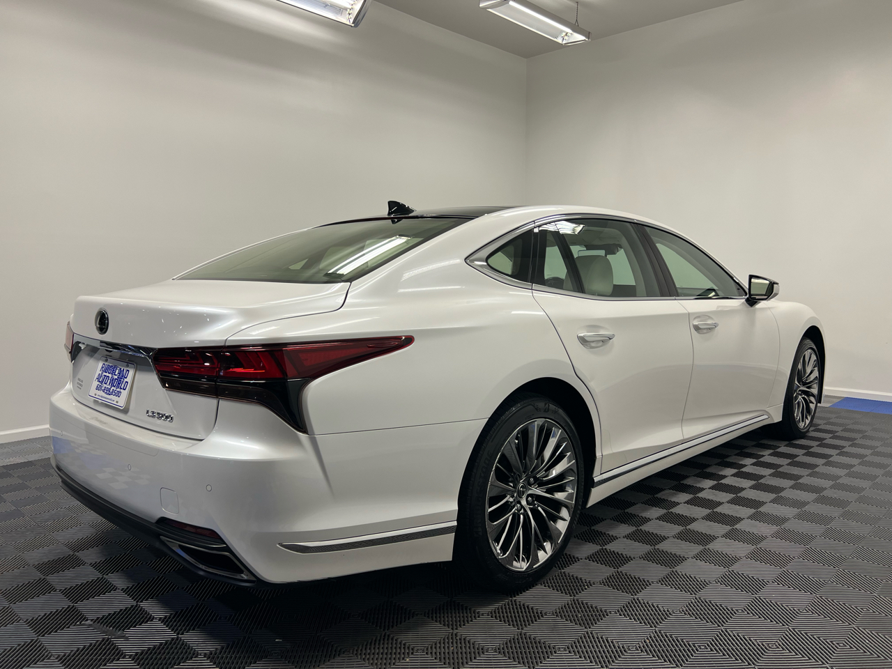 Lexus LS LS 500 RWD 2022 Lexus LS LS 500 RWD 2022