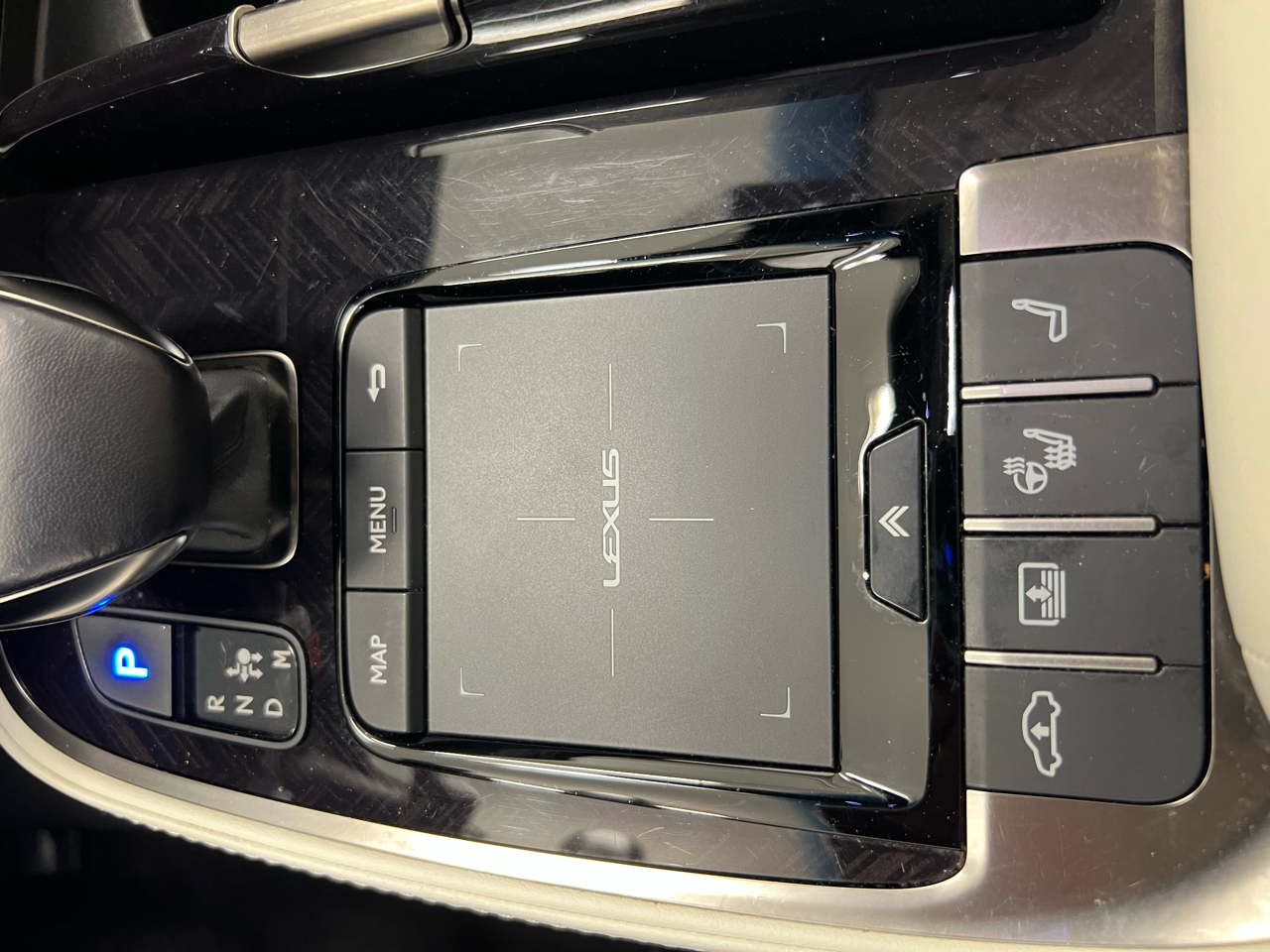 Lexus LS LS 500 RWD 2022 Lexus LS LS 500 RWD 2022