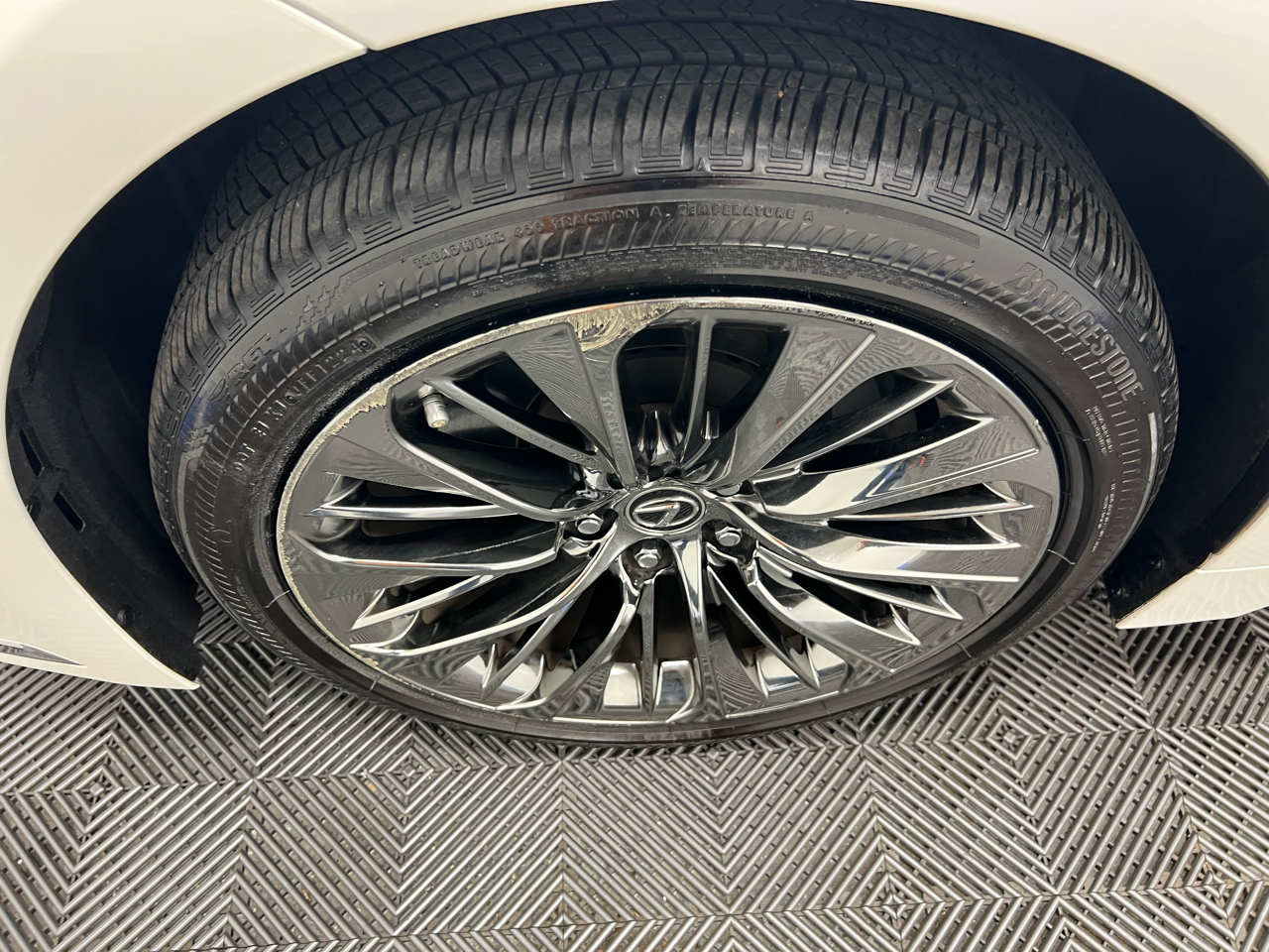 Lexus LS LS 500 RWD 2022 Lexus LS LS 500 RWD 2022