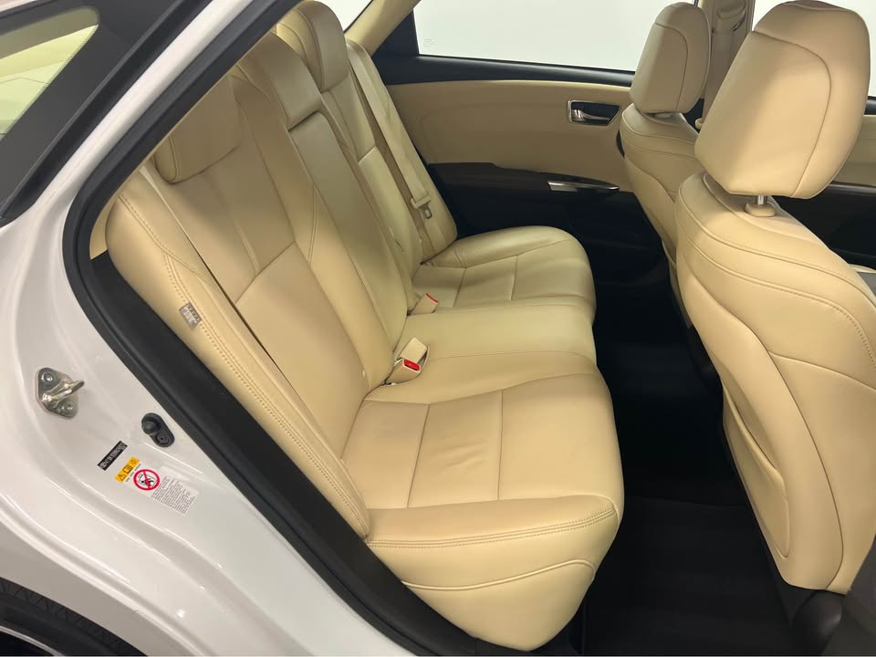 Toyota Avalon XLE Premium (Natl) 2017