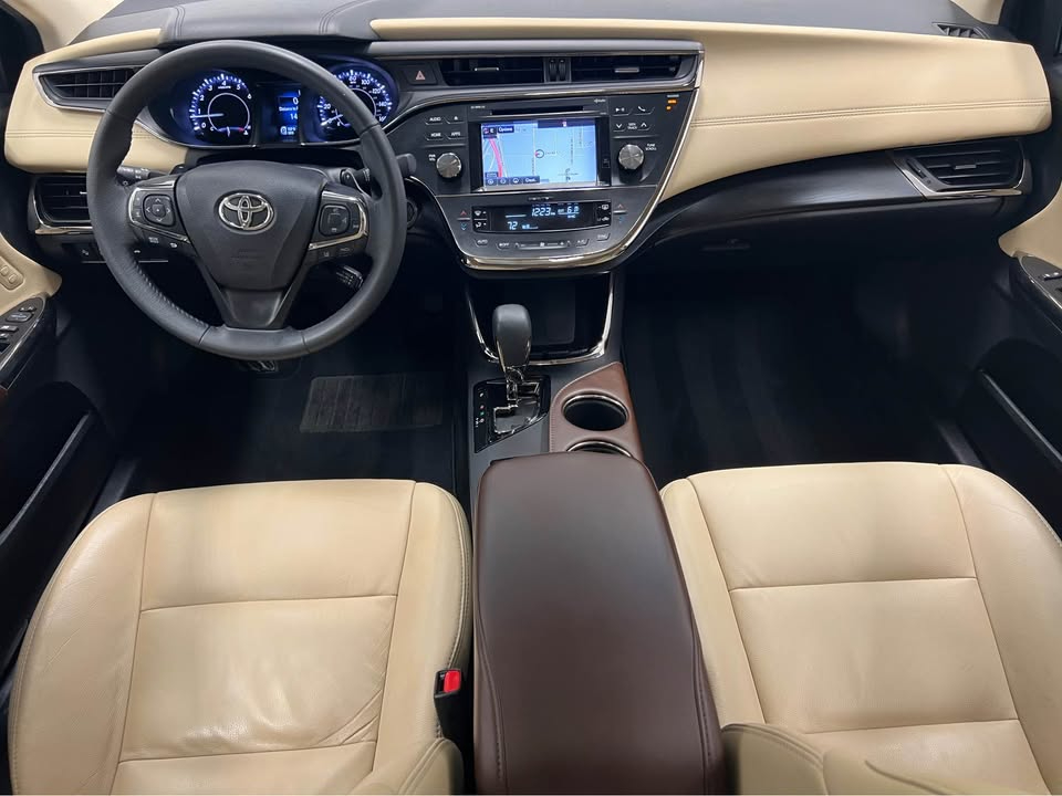 Toyota Avalon XLE Premium (Natl) 2017