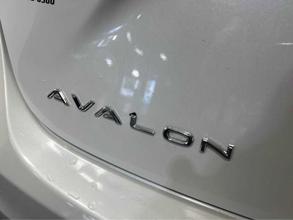 Toyota Avalon XLE Premium (Natl) 2017