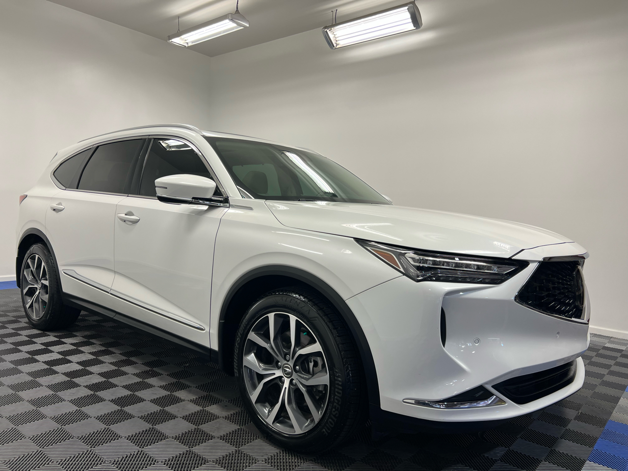 2023 Acura MDX SH-AWD w/Technology Package