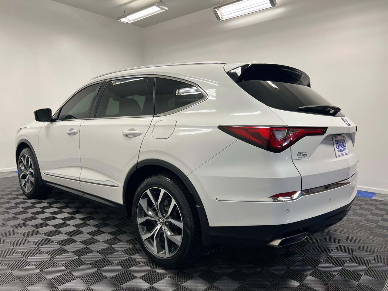 Acura MDX SH-AWD w/Technology Package 2023