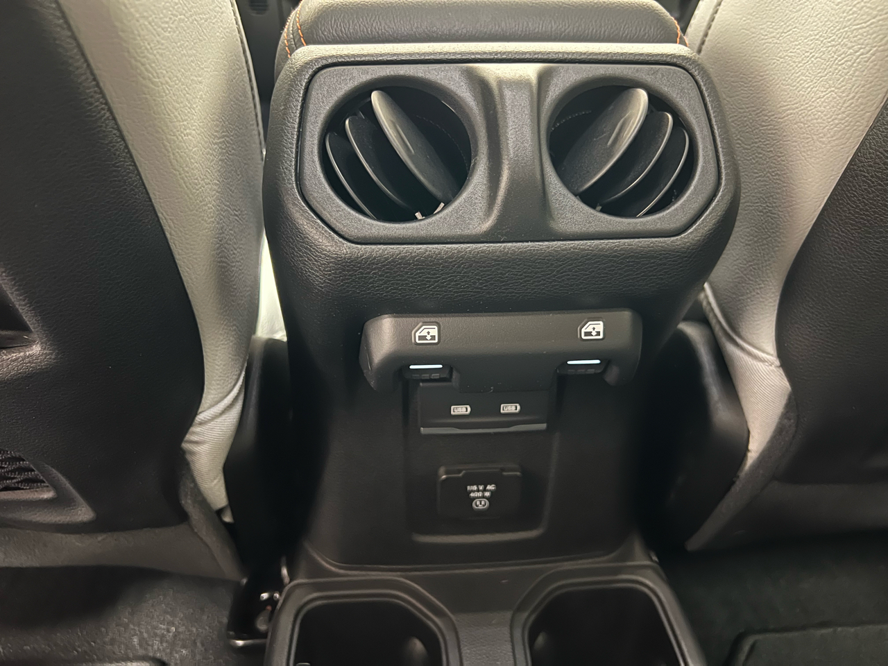 Jeep Gladiator Mojave Crew Cab 4WD 2023