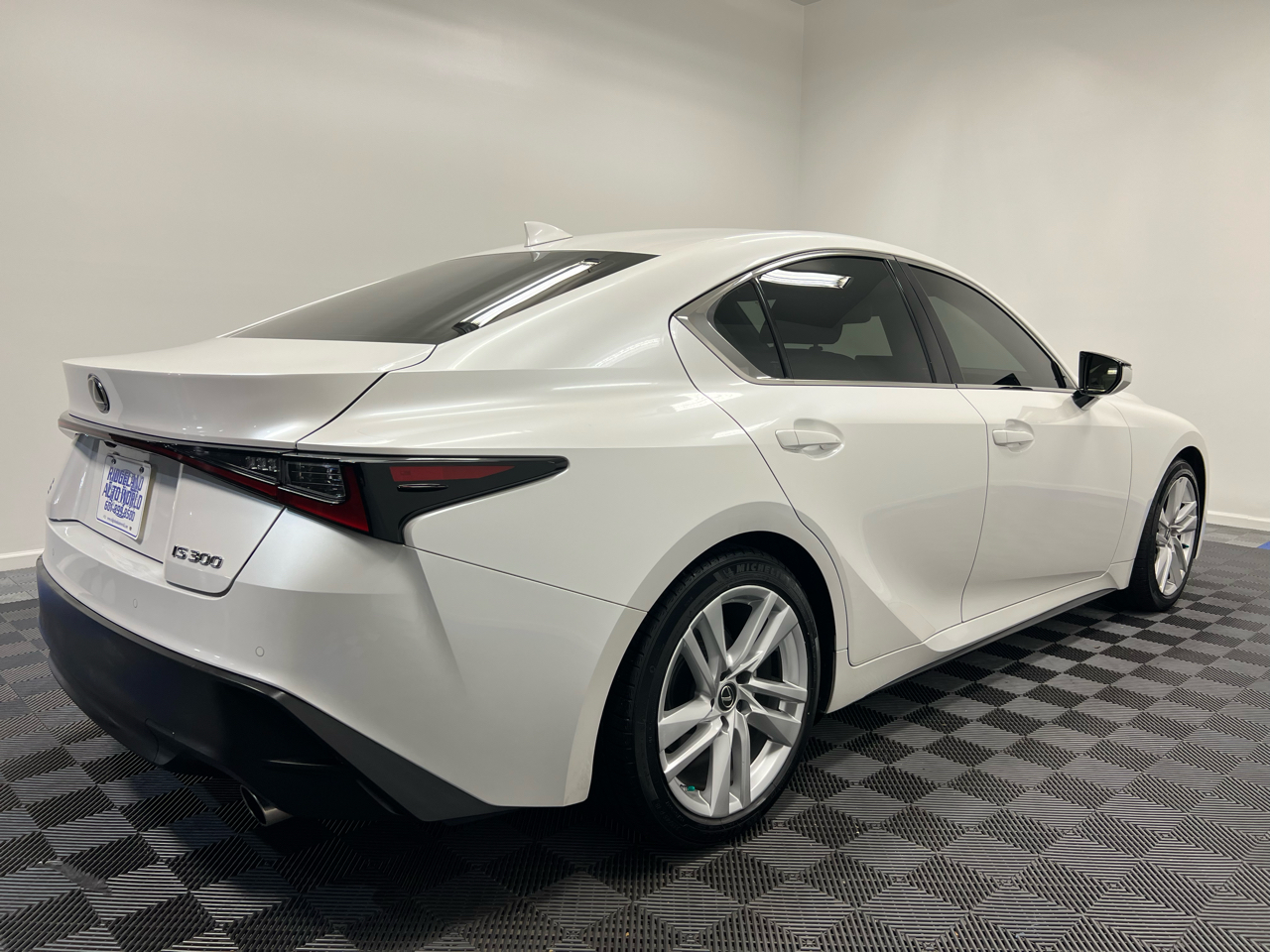 Lexus IS 300 4dr Sport Sdn Auto 2024